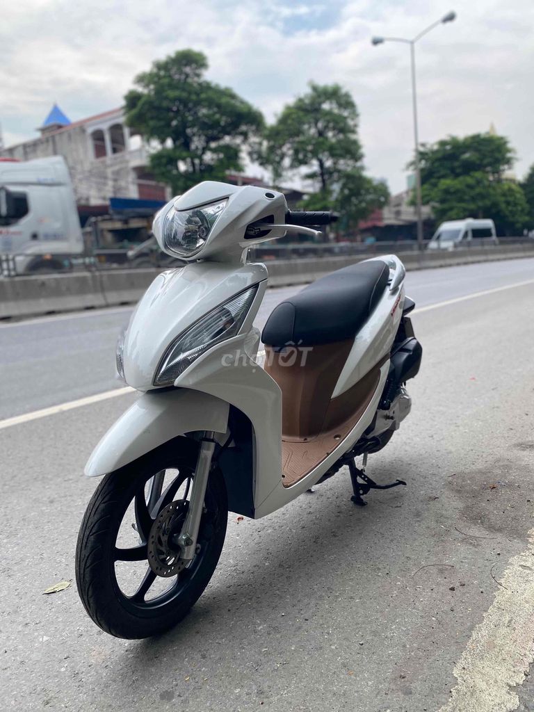 Honda Vision 2012 - ảnh 3