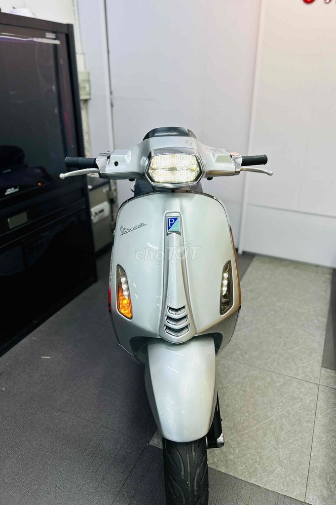 Piaggio Vespa 2022 - ảnh 4
