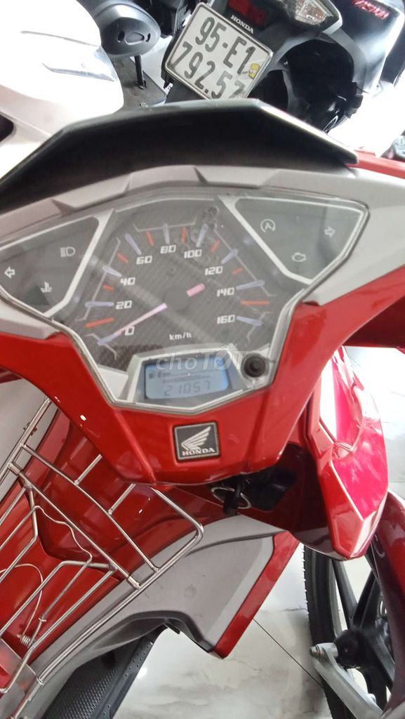 Honda Air Blade 2016 - ảnh 4