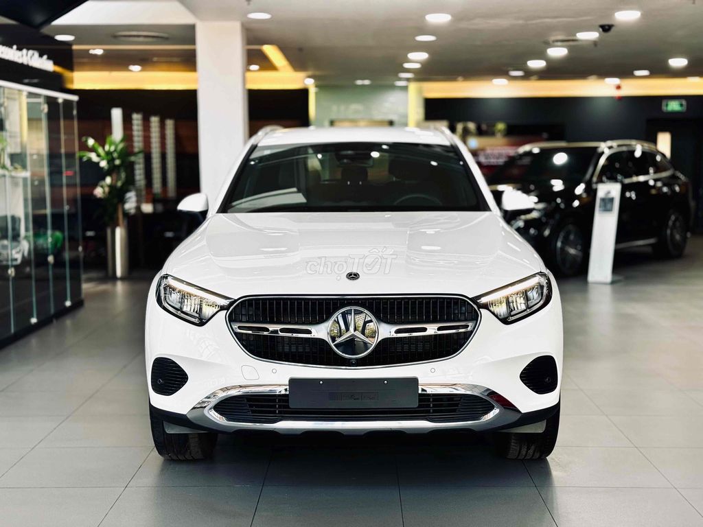 Mercedes-Benz GLC 200 4Matic - ảnh 1