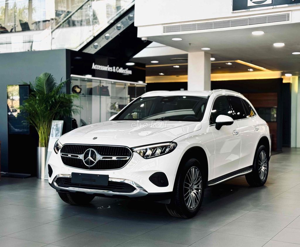 Mercedes-Benz GLC 200 4Matic - ảnh 3