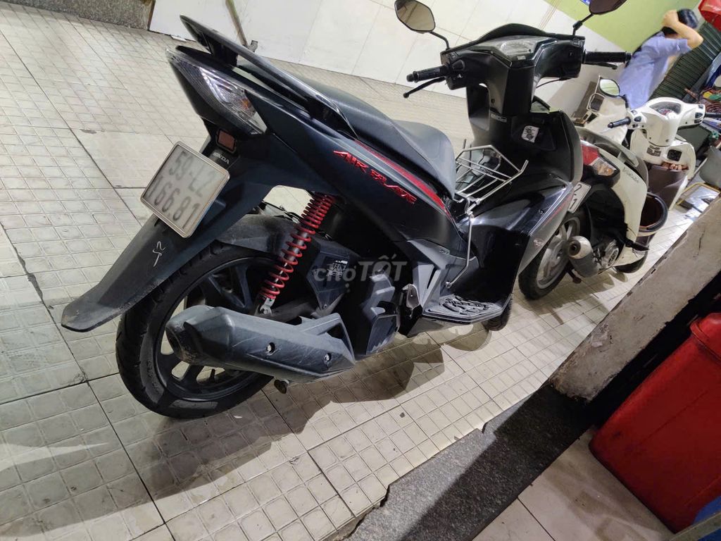 Honda Air Blade 2015 - ảnh 4