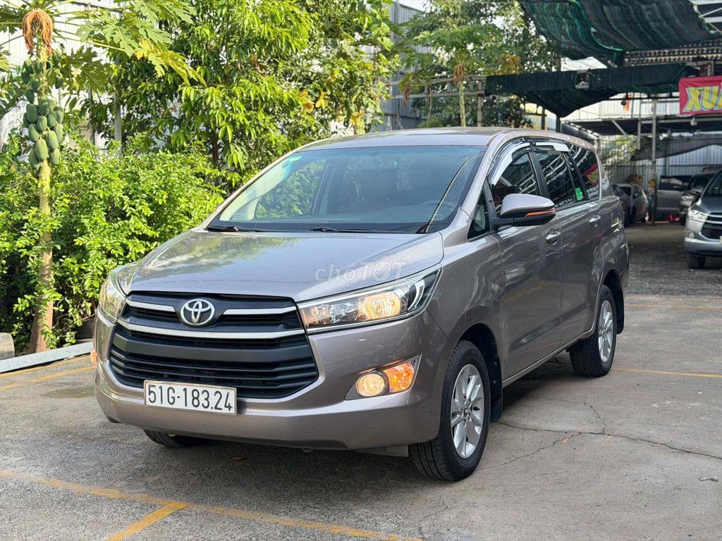 Toyota Innova 2.0E 2018 - ảnh 2