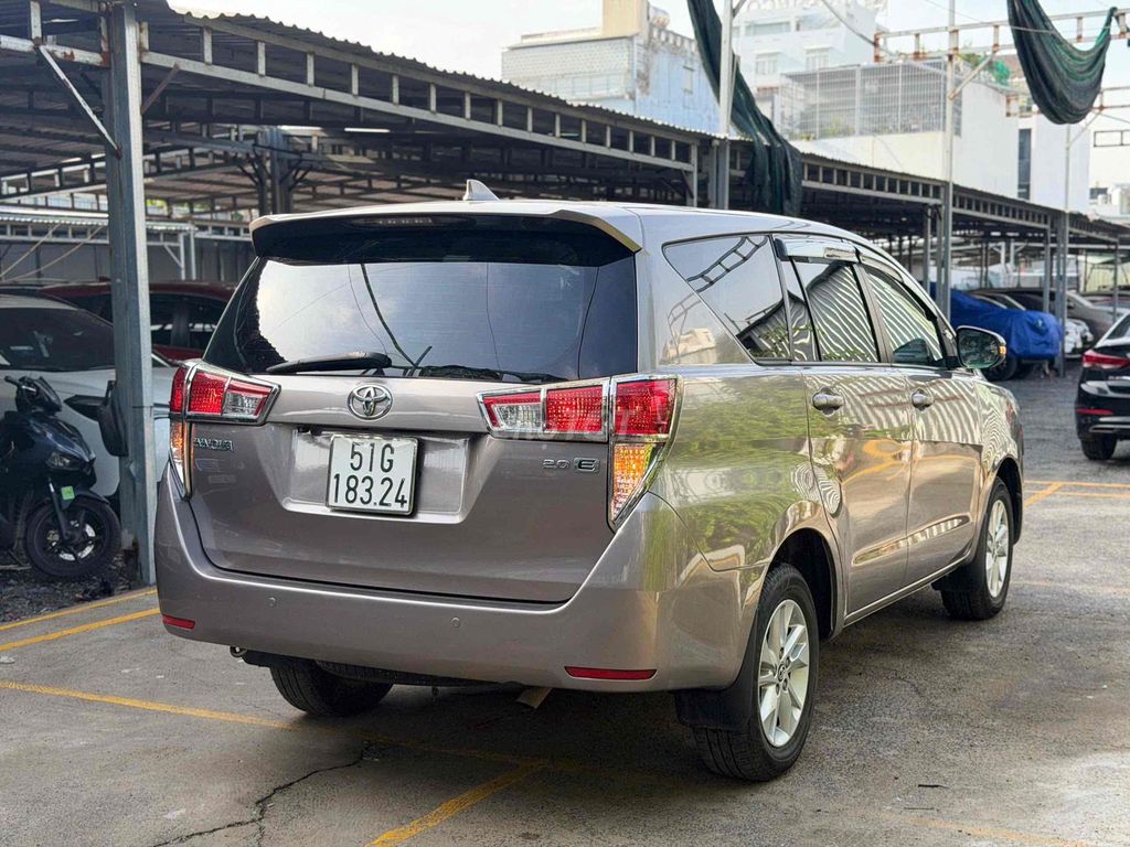 Toyota Innova 2.0E 2018 - ảnh 4