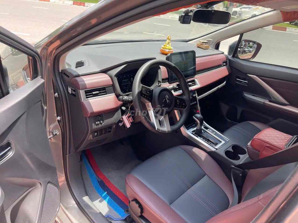 Mitsubishi 2025 - ảnh 4