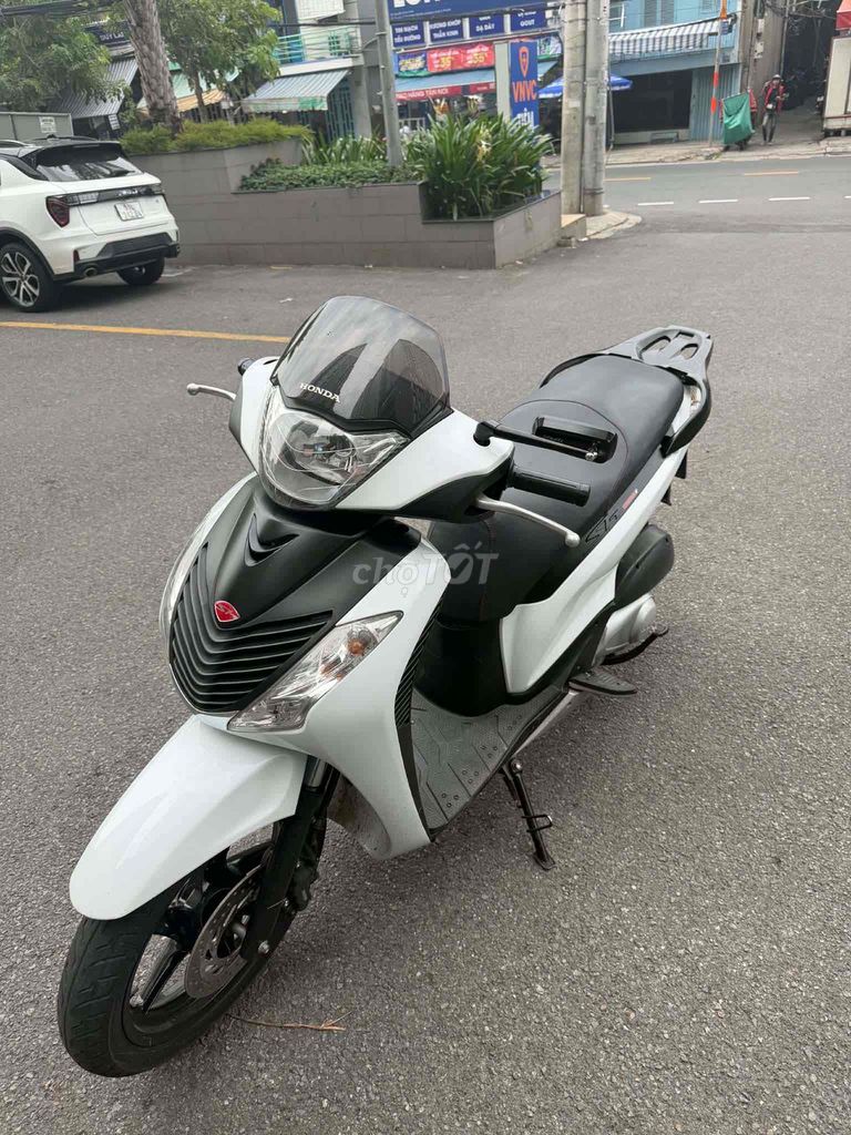 Honda SH 2012 - ảnh 3