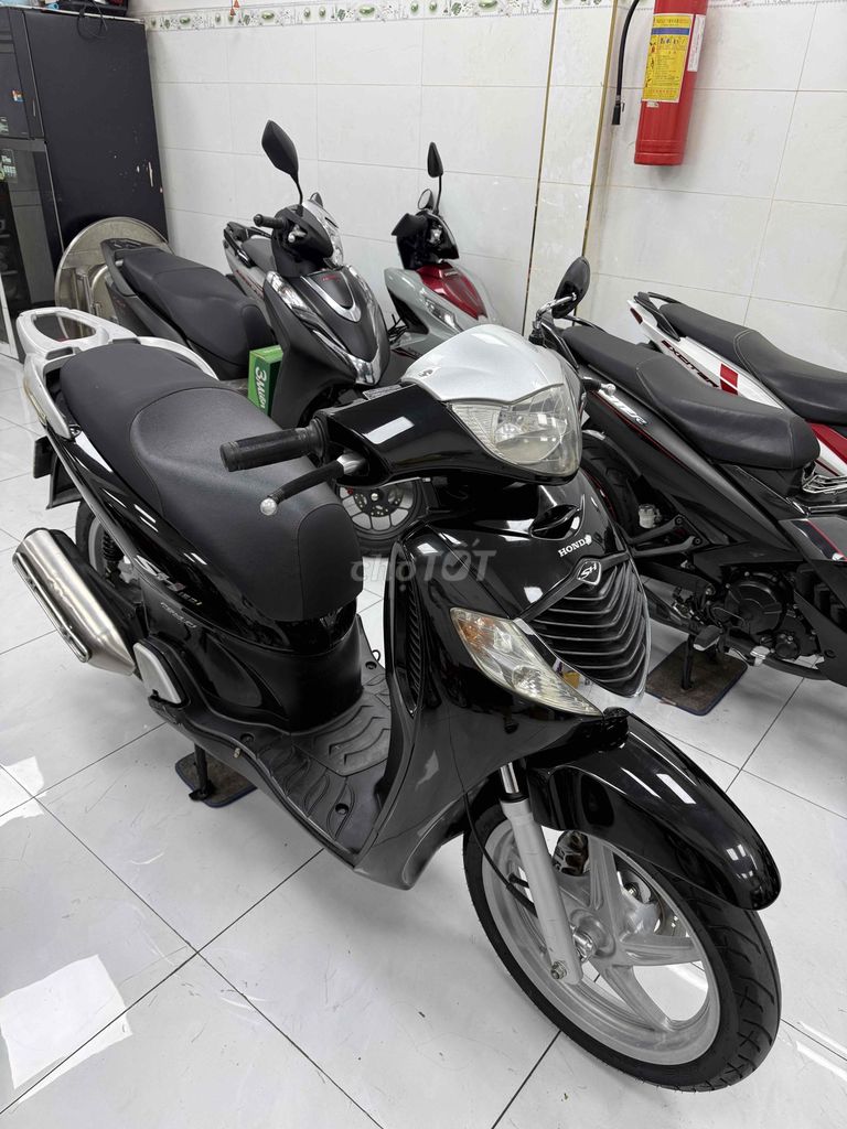 Honda 2006 - ảnh 4