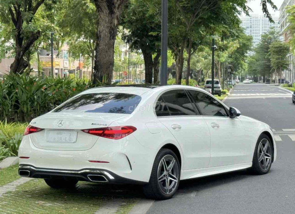 Mercedes-Benz 2022 - ảnh 3