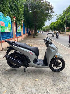 Honda SH 2022 - ảnh 1