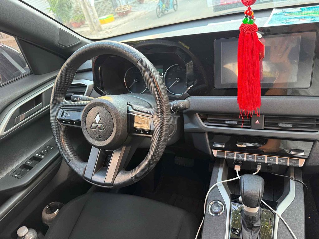 Mitsubishi Xforce 2024 - ảnh 1