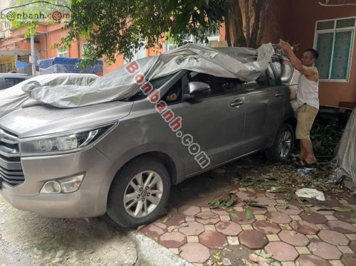 Toyota Innova 2.0E 2018 - ảnh 2