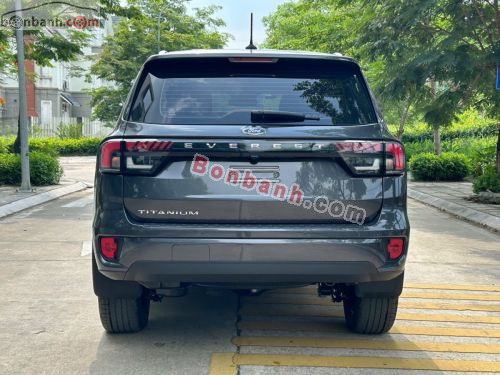 Ford Everest Titanium 2.0L 4x2 AT 2024 - ảnh 3