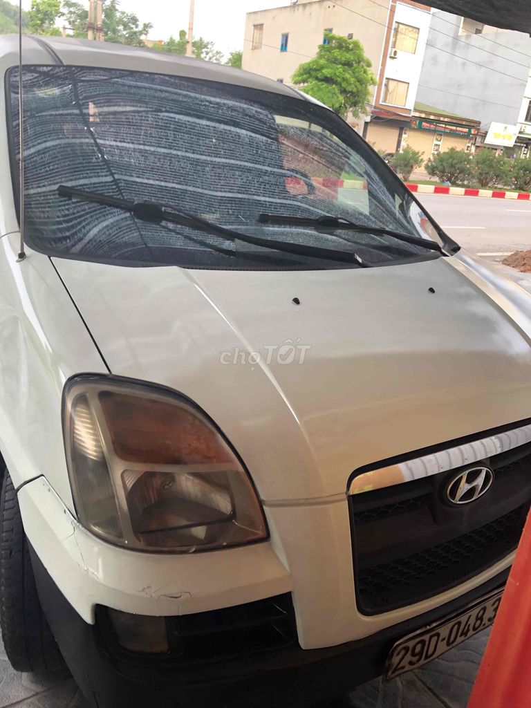 Hyundai Starex 2004 - ảnh 3