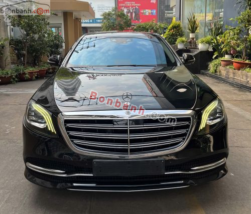 Mercedes-Benz 2019 - ảnh 1