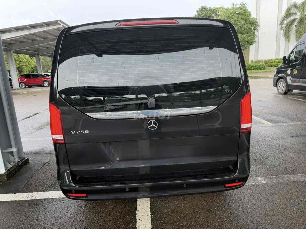 Mercedes-Benz - ảnh 2