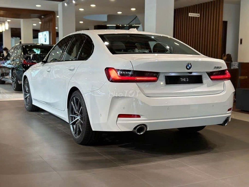 BMW 2025 - ảnh 3