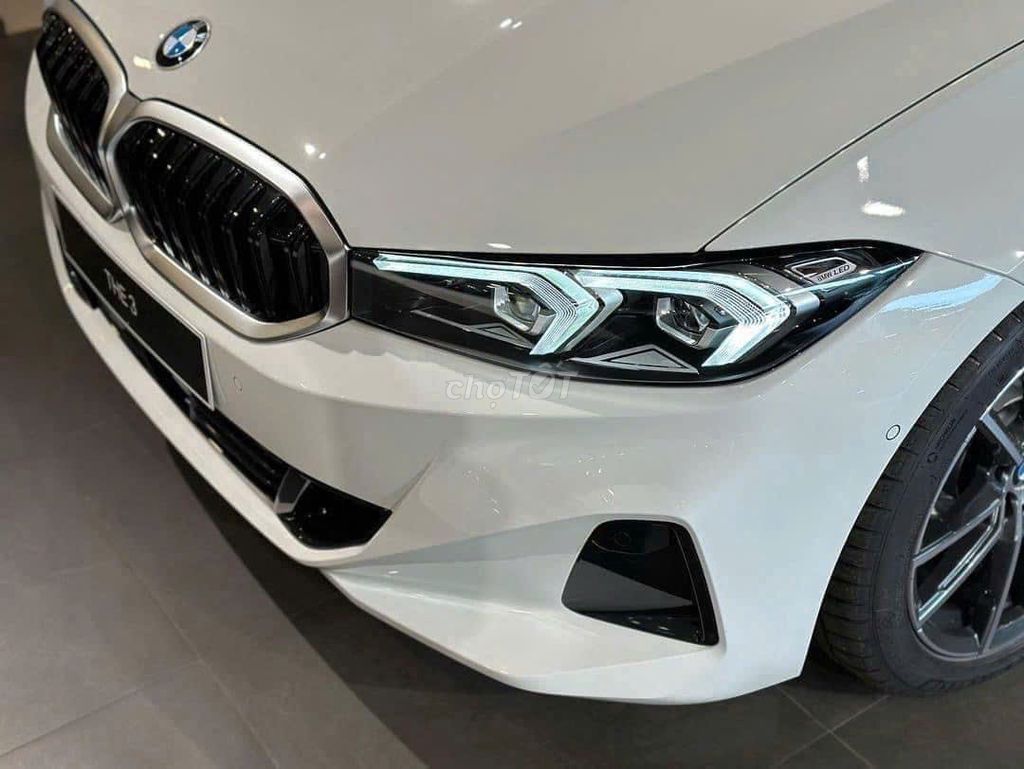 BMW 2025 - ảnh 4