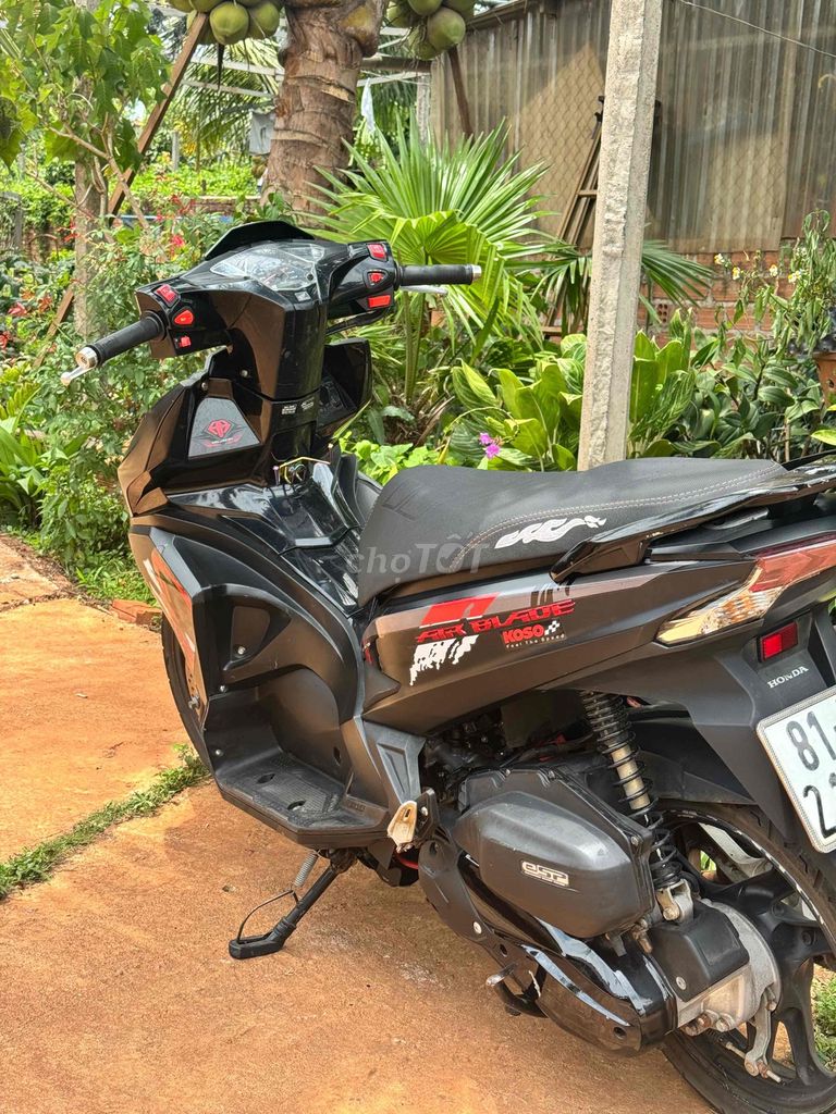 Honda Air Blade 2018 - ảnh 2