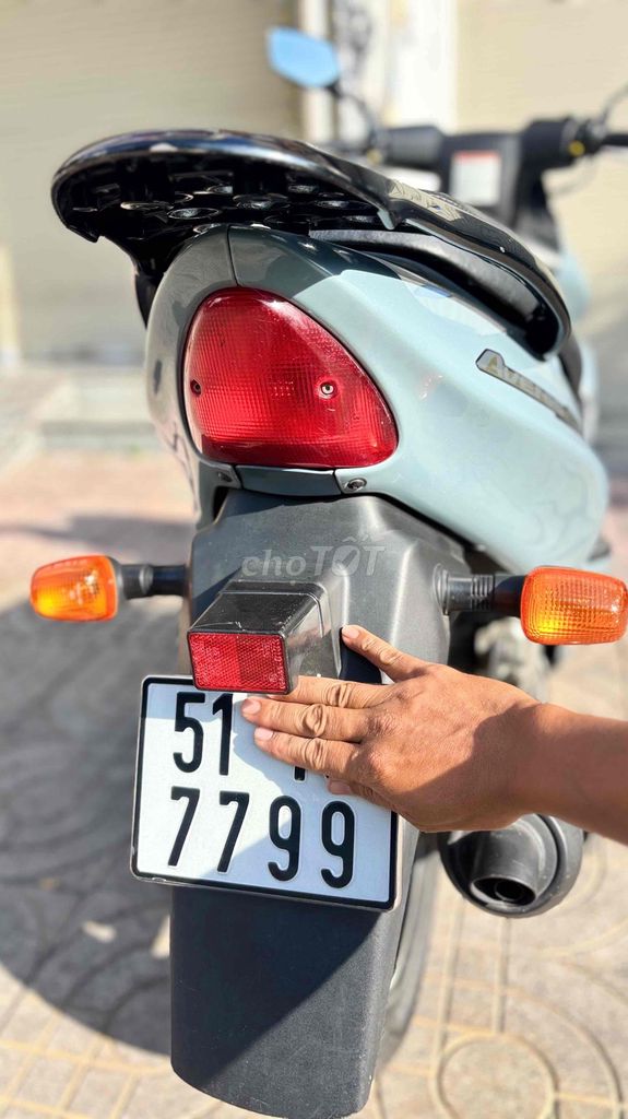 Suzuki Avenis 2000 - ảnh 1