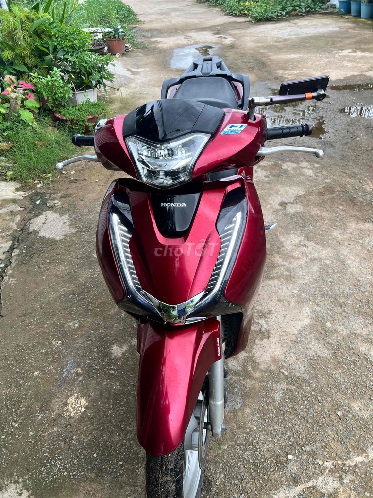 Honda SH 2018 - ảnh 1