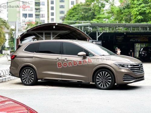 Volkswagen Viloran Luxury 2024 - ảnh 4