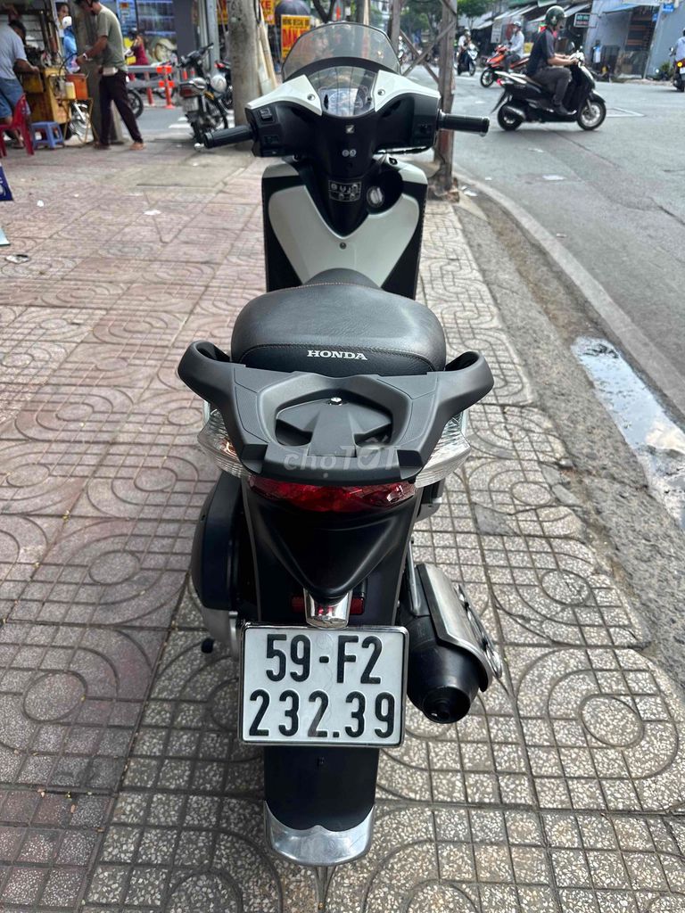 Honda SH 2010 - ảnh 1