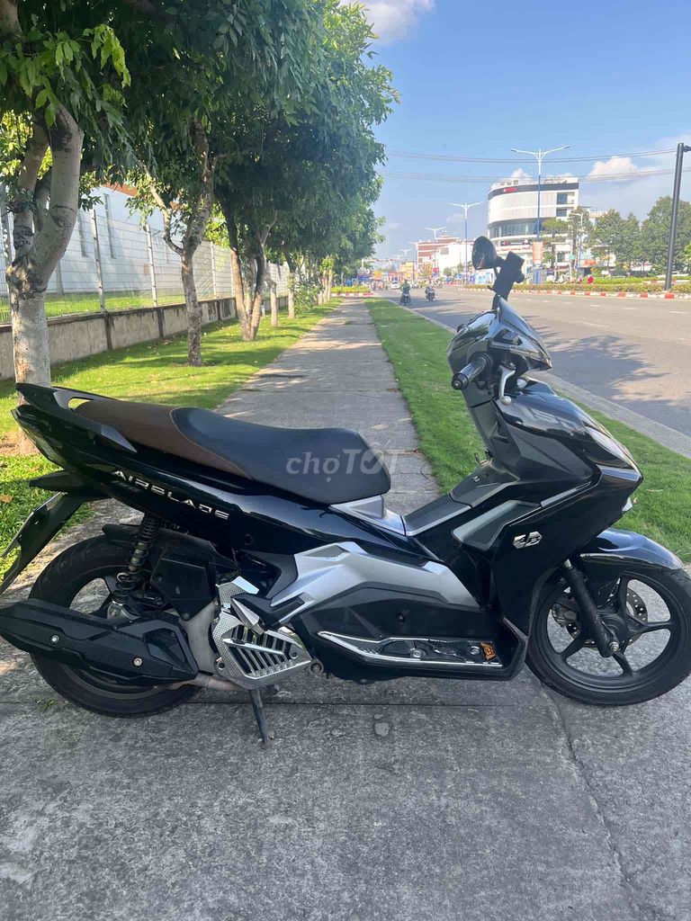 Honda Air Blade 2021 - ảnh 1
