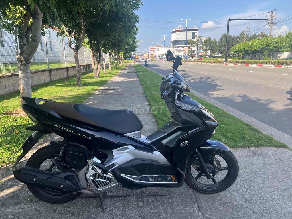 Honda Air Blade 2021 - ảnh 3