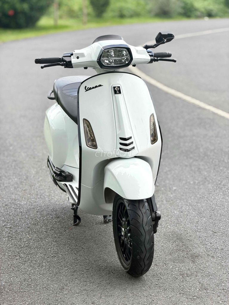 Piaggio Vespa 2017 - ảnh 1