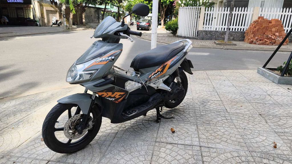 Honda 2010 - ảnh 3