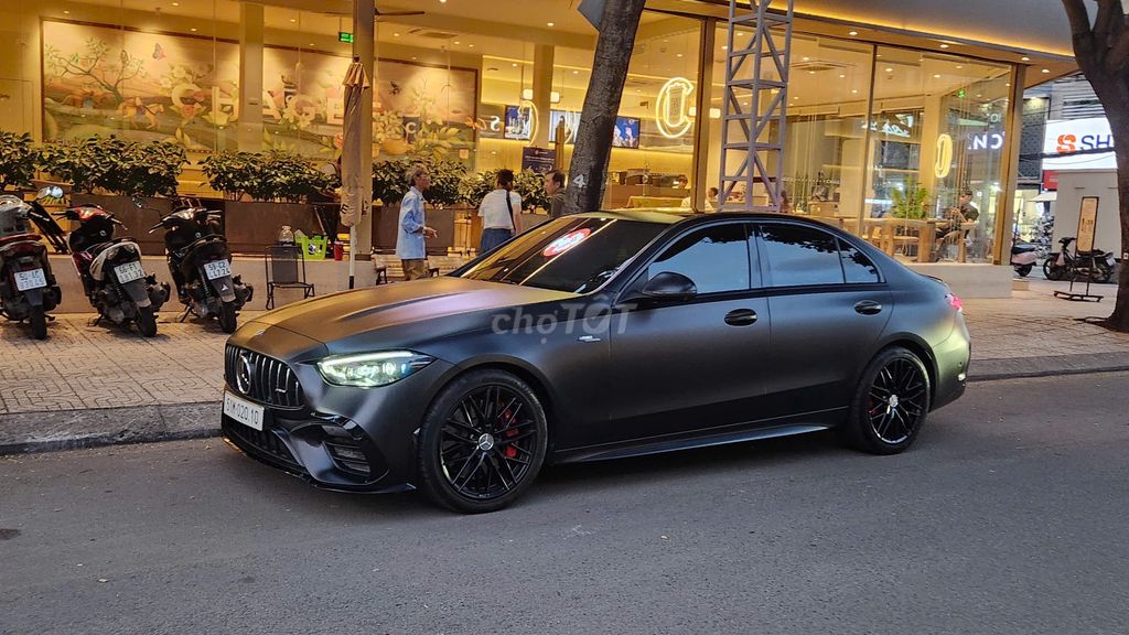Mercedes-Benz 2025 - ảnh 2