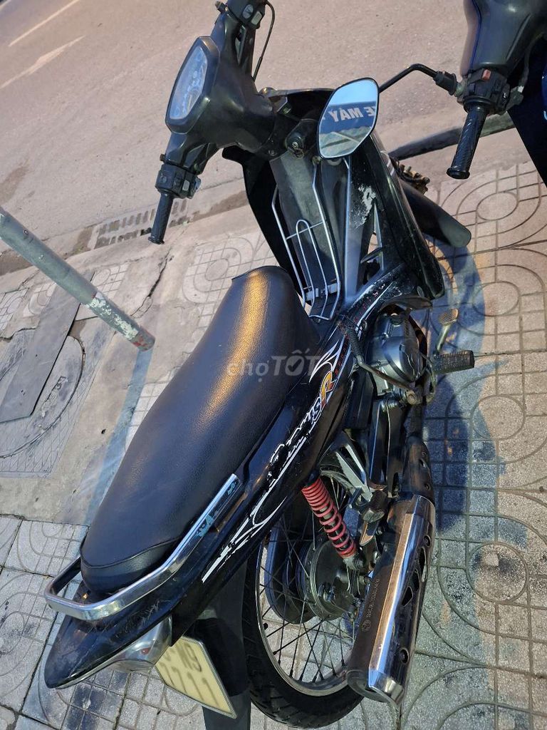Yamaha Sirius 2010 - ảnh 2