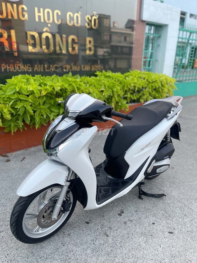 Honda SH 2025 - ảnh 1