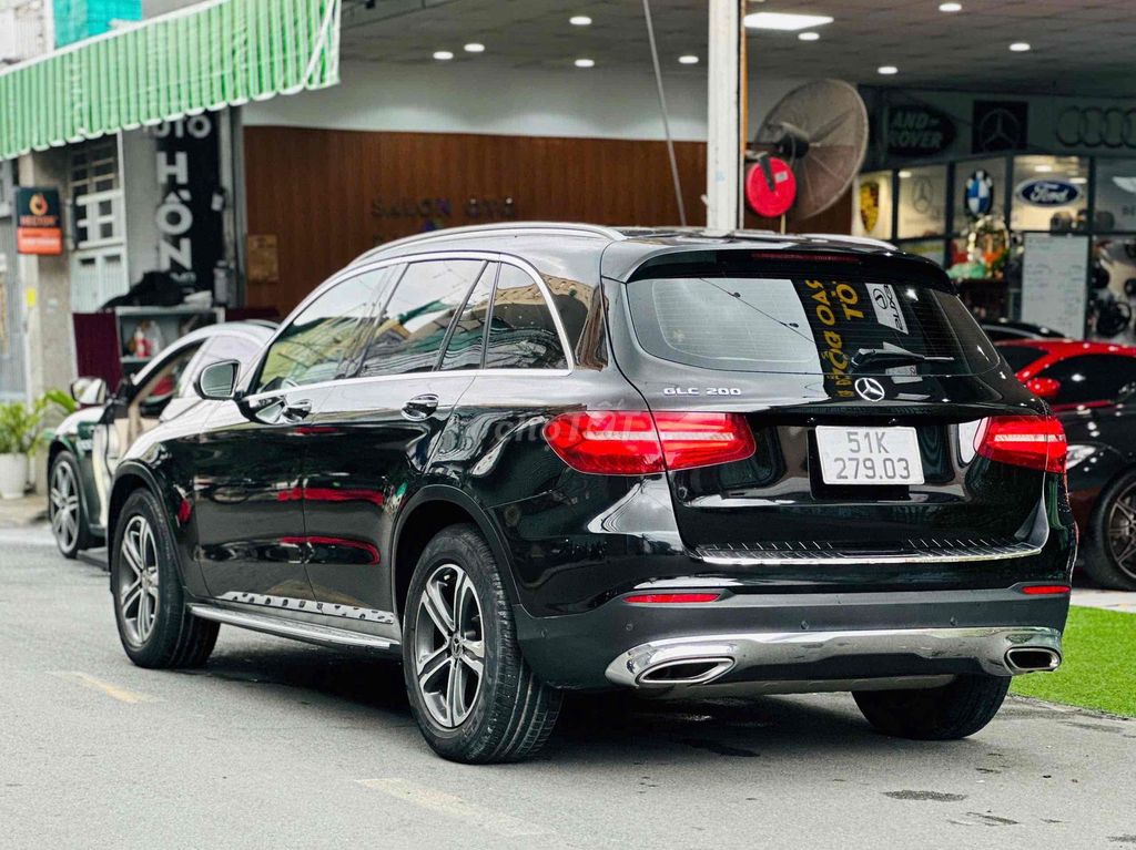 Mercedes-Benz GLC 2019 - ảnh 2