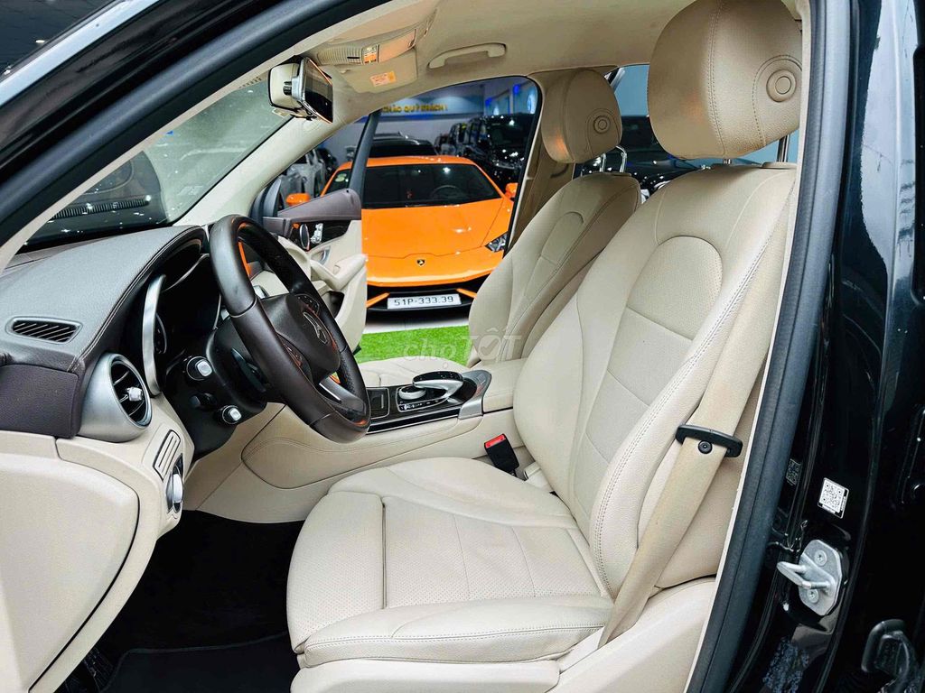 Mercedes-Benz GLC 2019 - ảnh 3