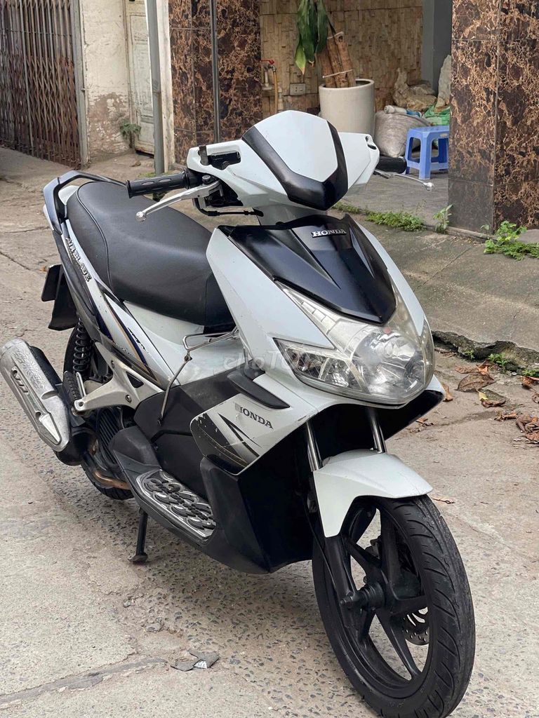 Honda Air Blade 2012 - ảnh 2