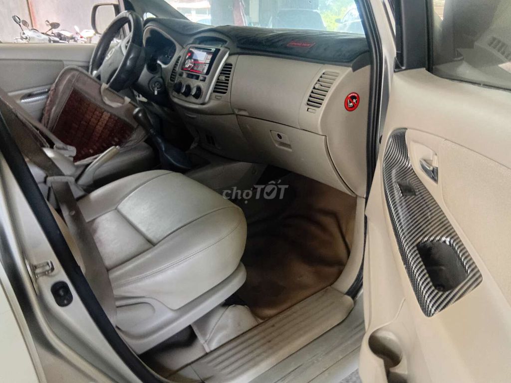 Toyota Innova 2.0E 2015 - ảnh 4