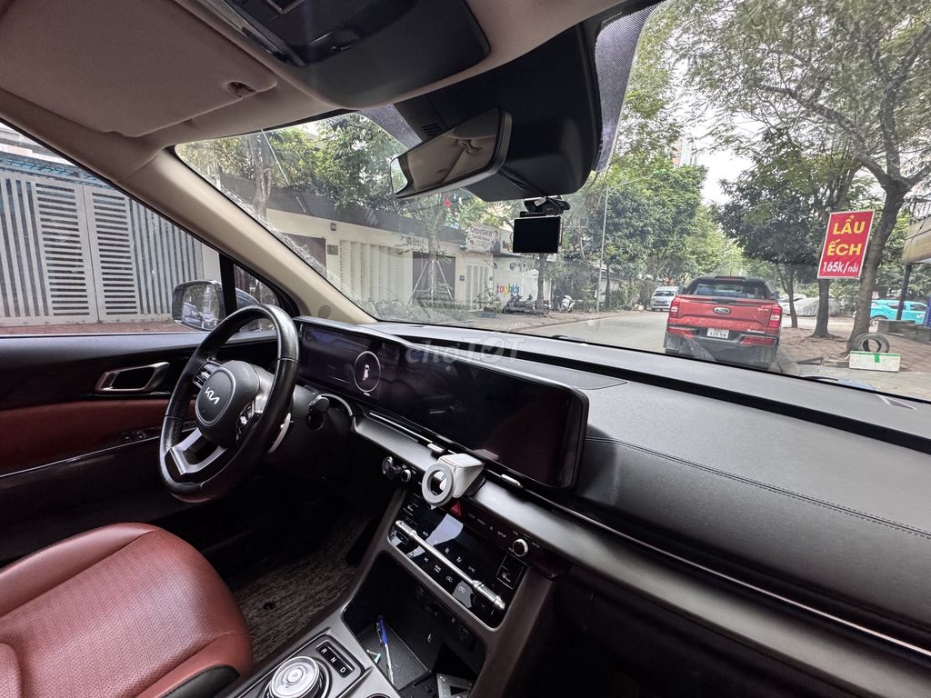 Kia Carnival - ảnh 5
