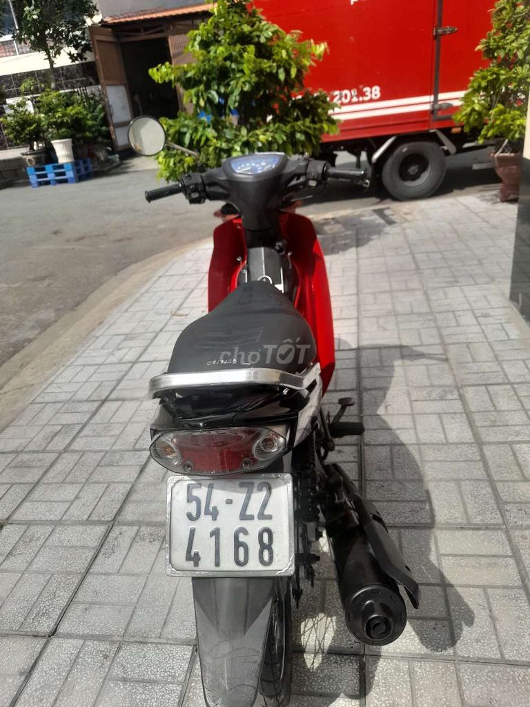 Yamaha Sirius 2009 - ảnh 4