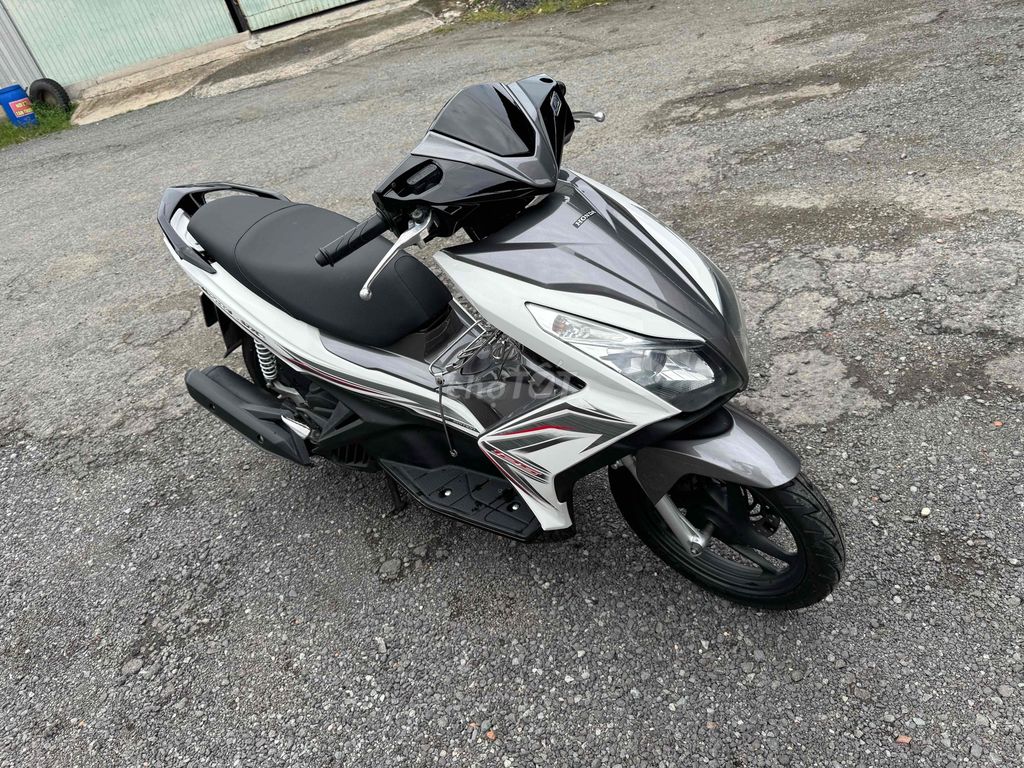 Honda Air Blade 2013 - ảnh 3