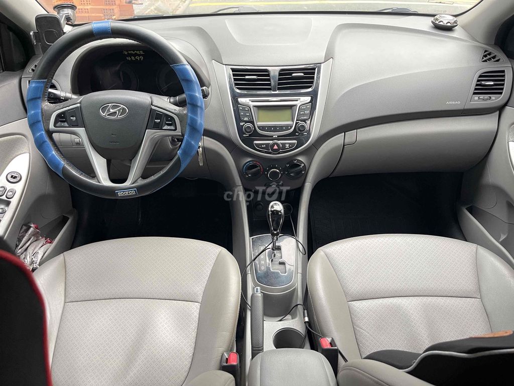 Hyundai Accent 2012 - ảnh 5