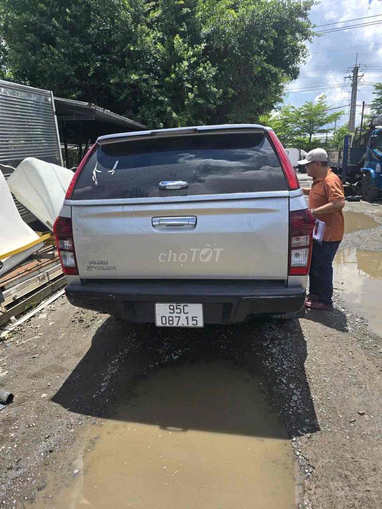 Isuzu 2019 - ảnh 4