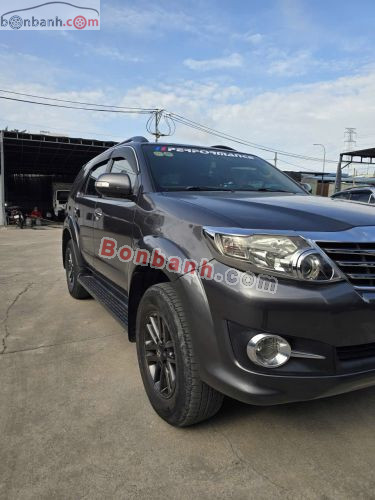 Toyota Fortuner 2.7V 4x2 AT 2016 - ảnh 2