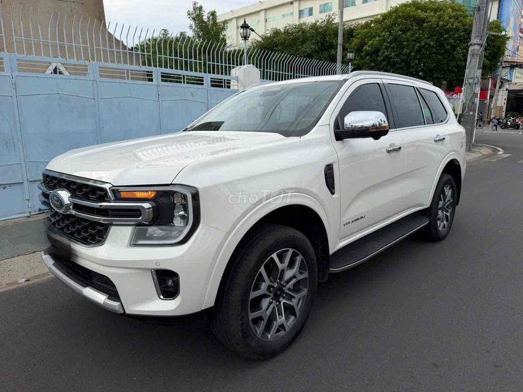 Ford 2025 - ảnh 3