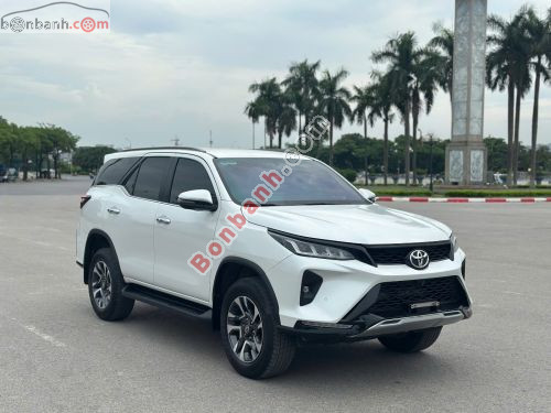 Toyota Fortuner 2.4G 4x2 AT Legender 2021 - ảnh 2