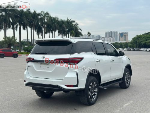 Toyota Fortuner 2.4G 4x2 AT Legender 2021 - ảnh 5
