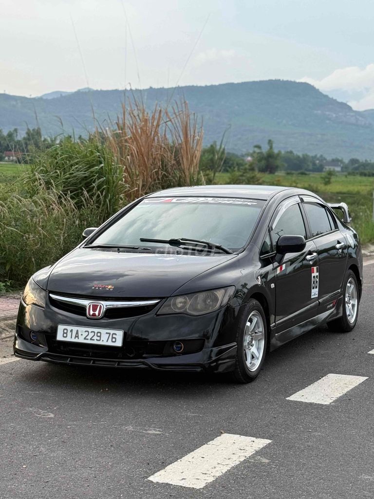 Honda Civic 2008 - ảnh 2