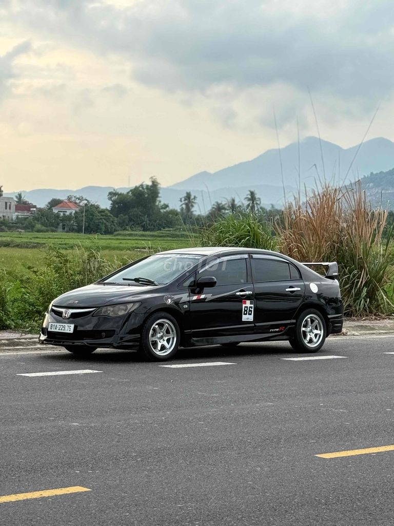 Honda Civic 2008 - ảnh 4