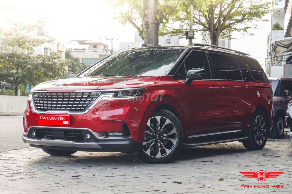 Kia Carnival - ảnh 1