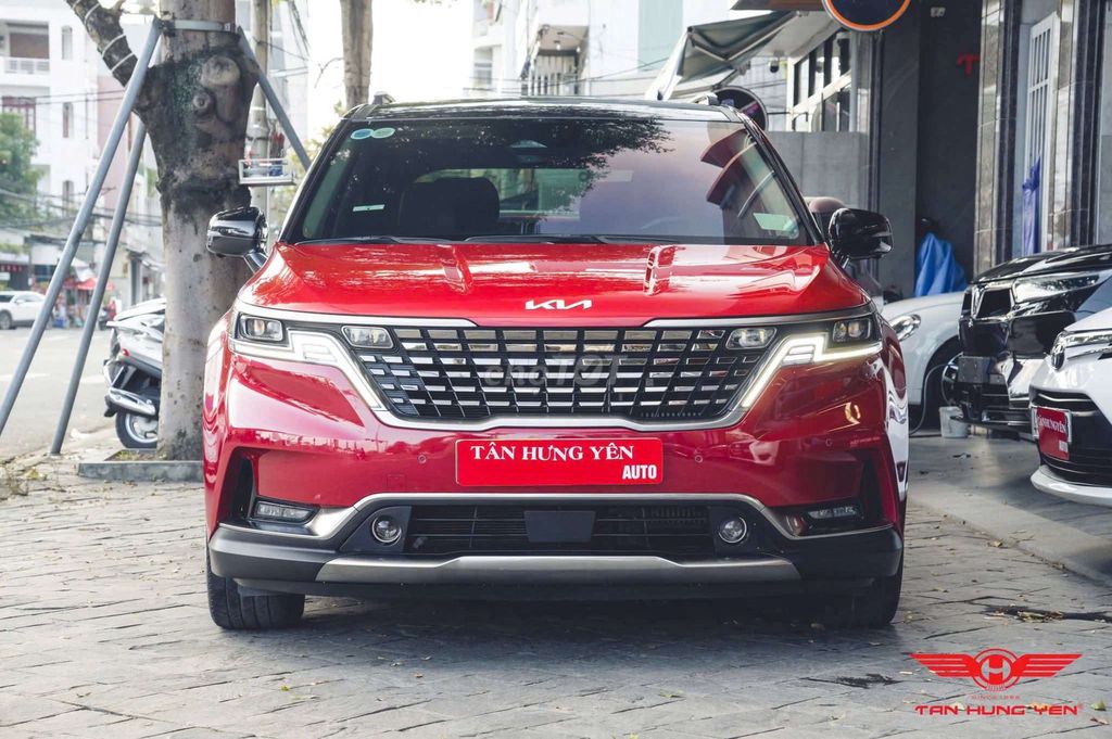 Kia Carnival - ảnh 2